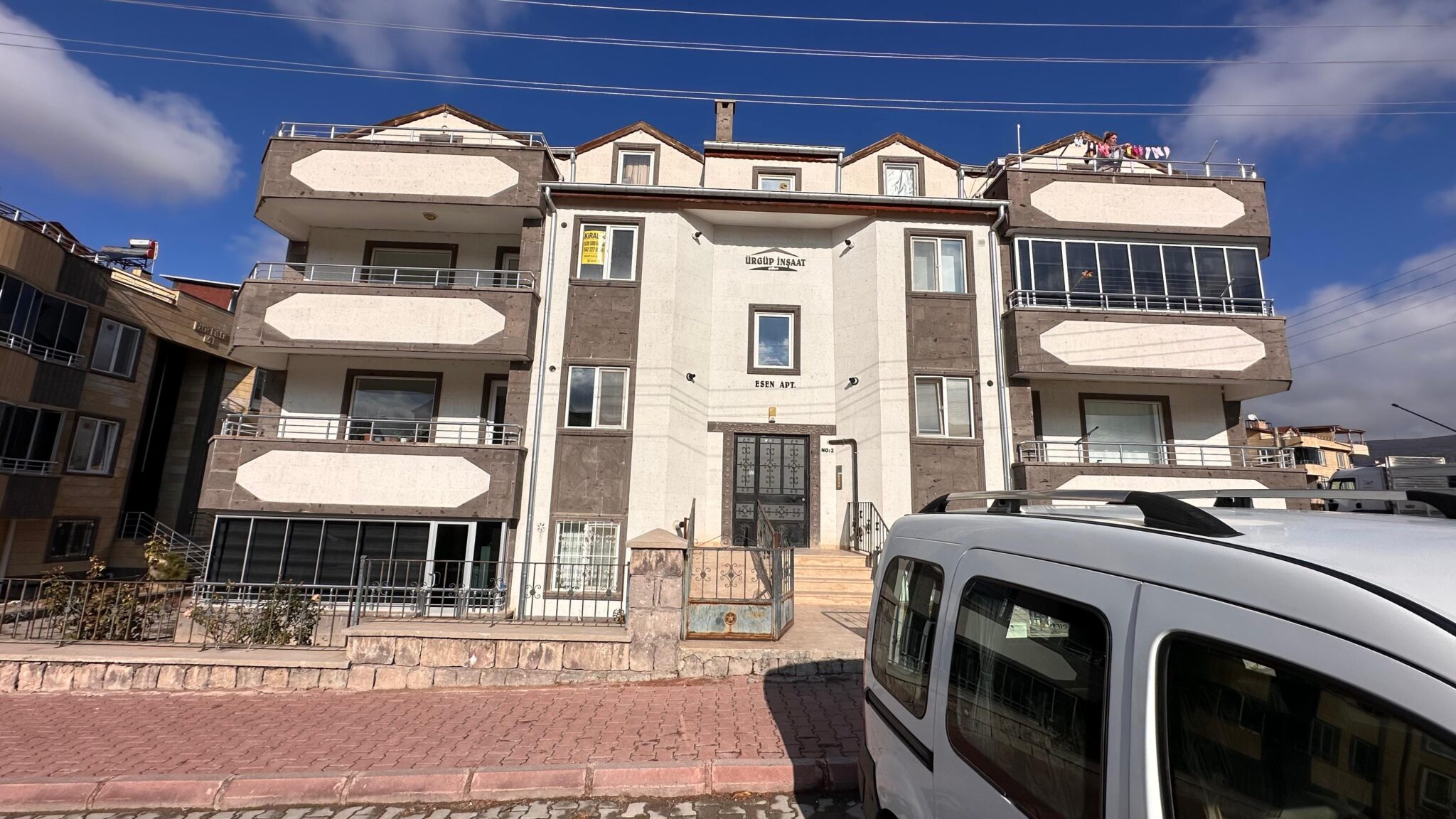 WhatsApp Image 2025-12-10 at 16.37.32