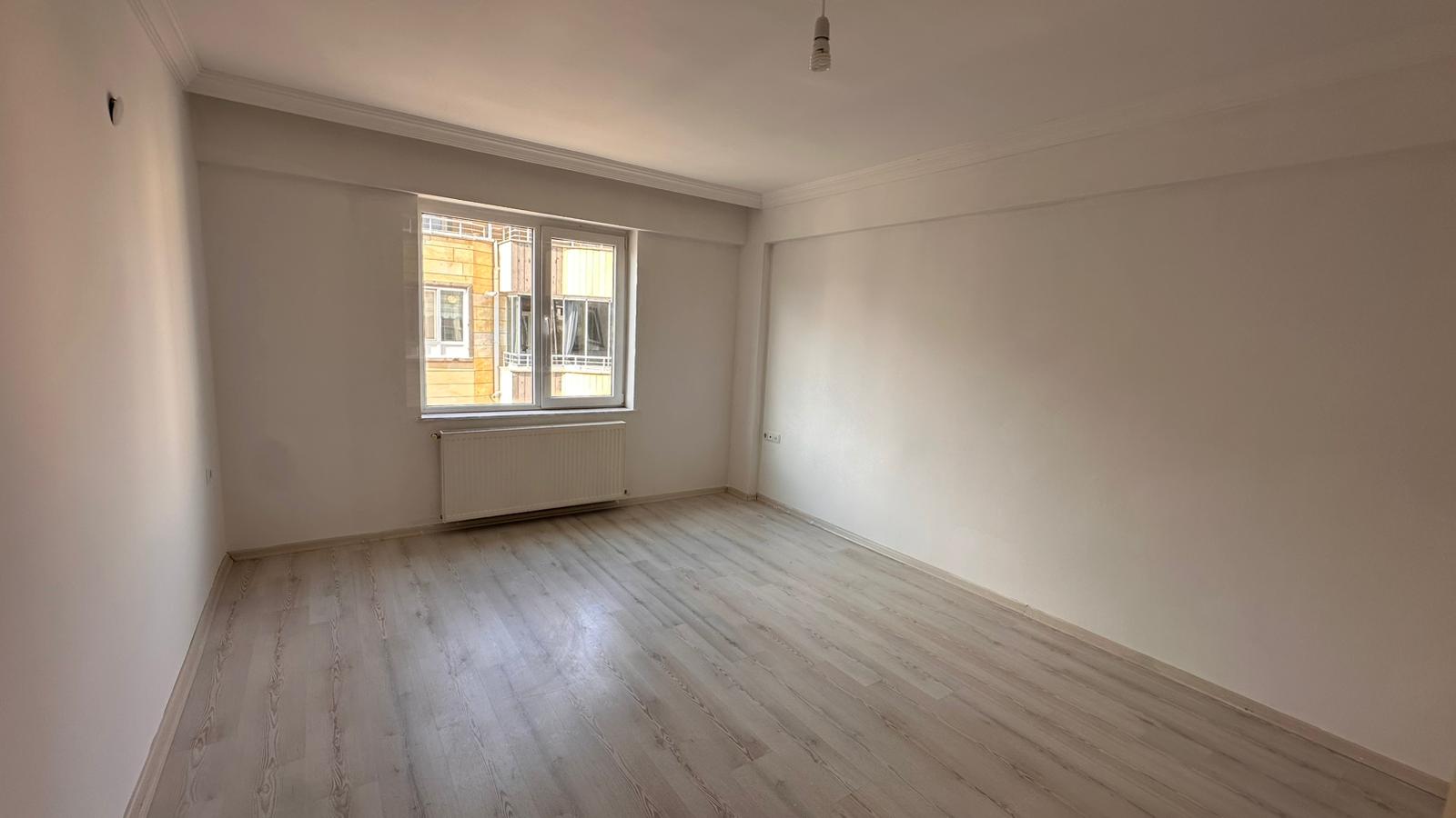 WhatsApp Image 2025-12-10 at 16.37.41 (1)